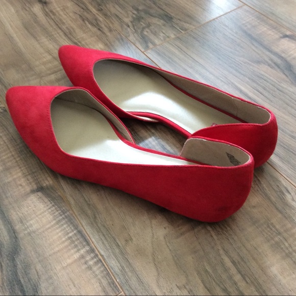 SOLD Never Worn Bright Red Flats Size 10 JustFab - Picture 3 of 6